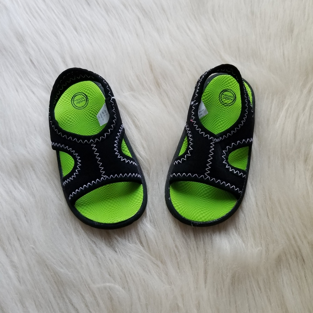 Toddler boy Flip Flops
